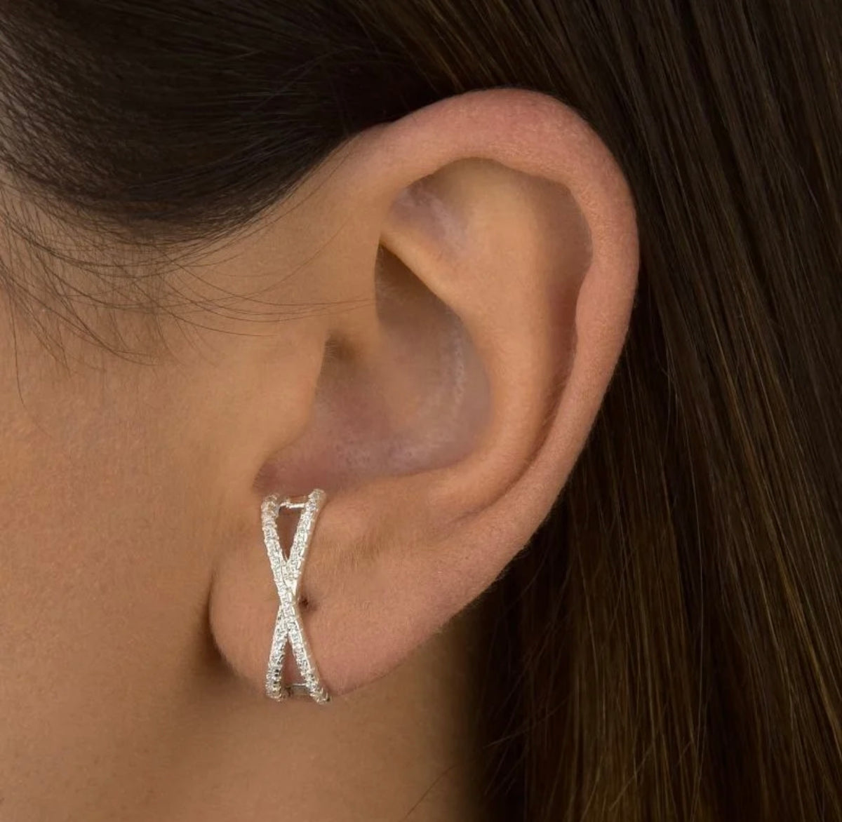 Brinco 0058 ear cuff cravejado