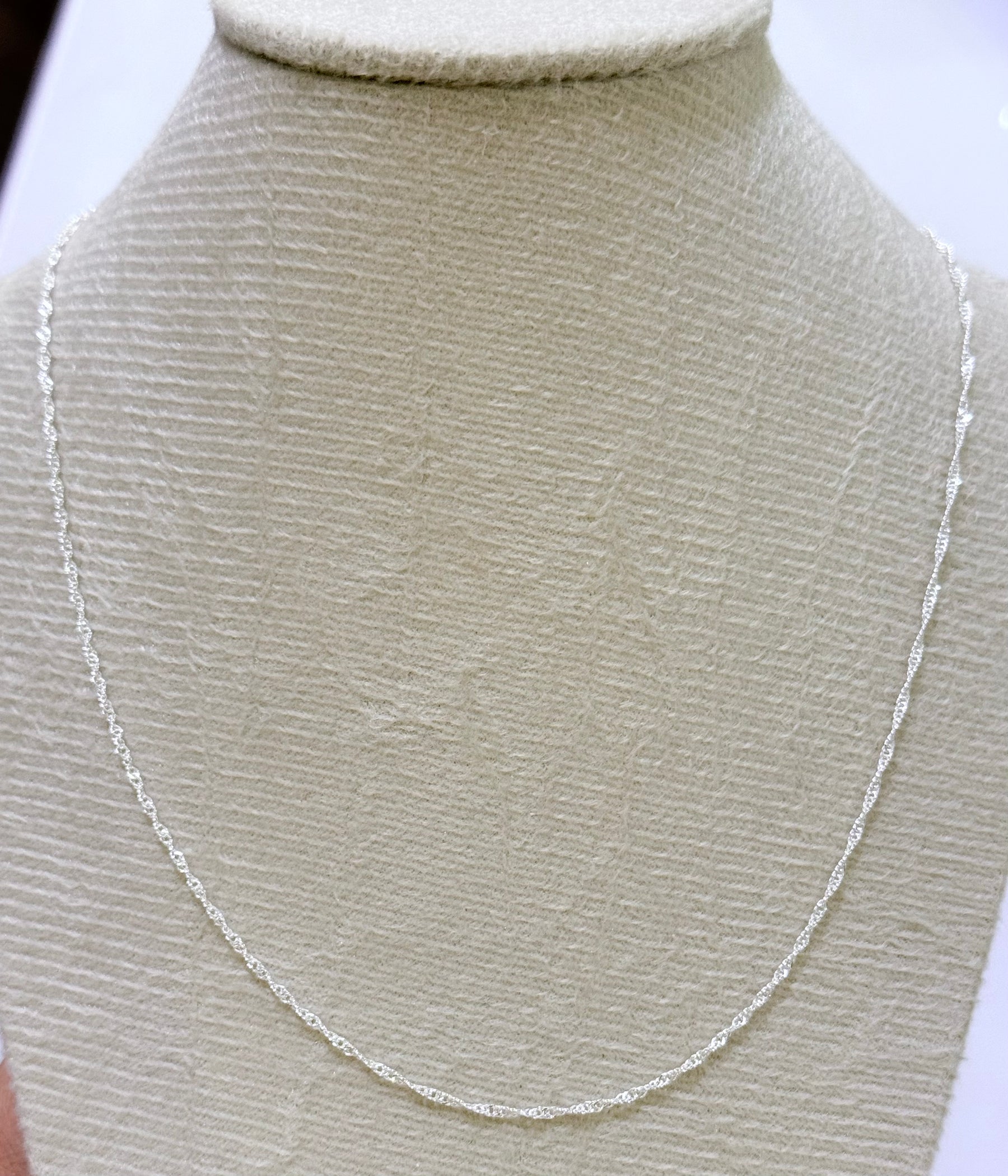 Colar 038 corrente singapura fina 45 cm