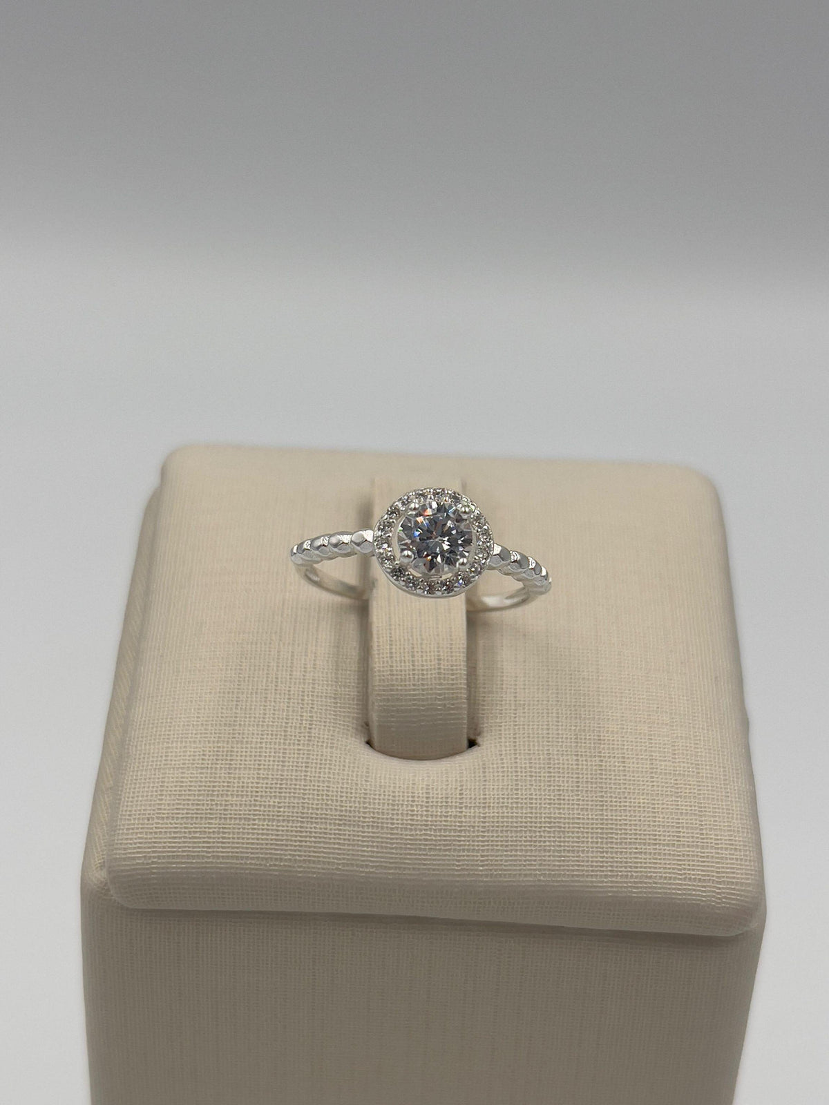 Anel 0012 esplendor cristal e zirconias