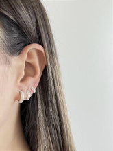 Brinco 0007 trio argola cravejada