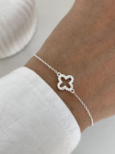 Pulseira 011 cleef único pingente cravejado